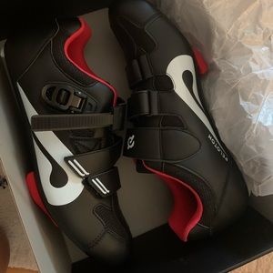 Peloton shoes men’s size 12 (46)